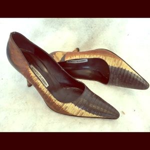 Manolo Blahnik Snakeskin pumps sz 8